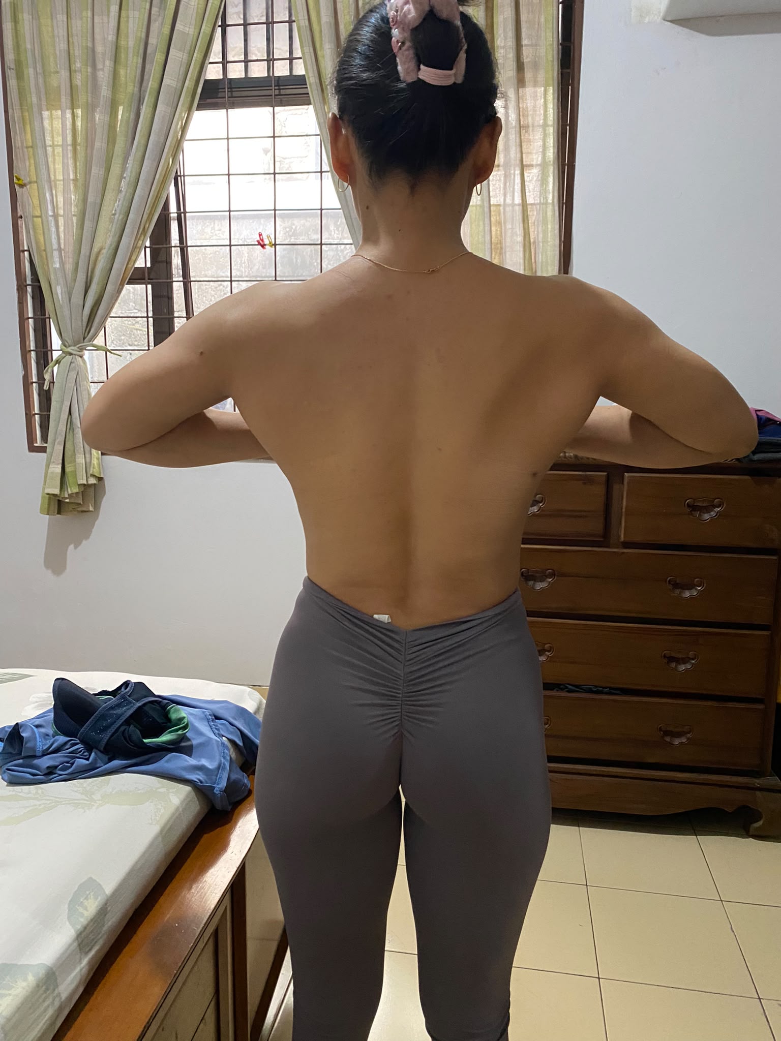 Do any guys on here have wives/girlfriends that are muscular?