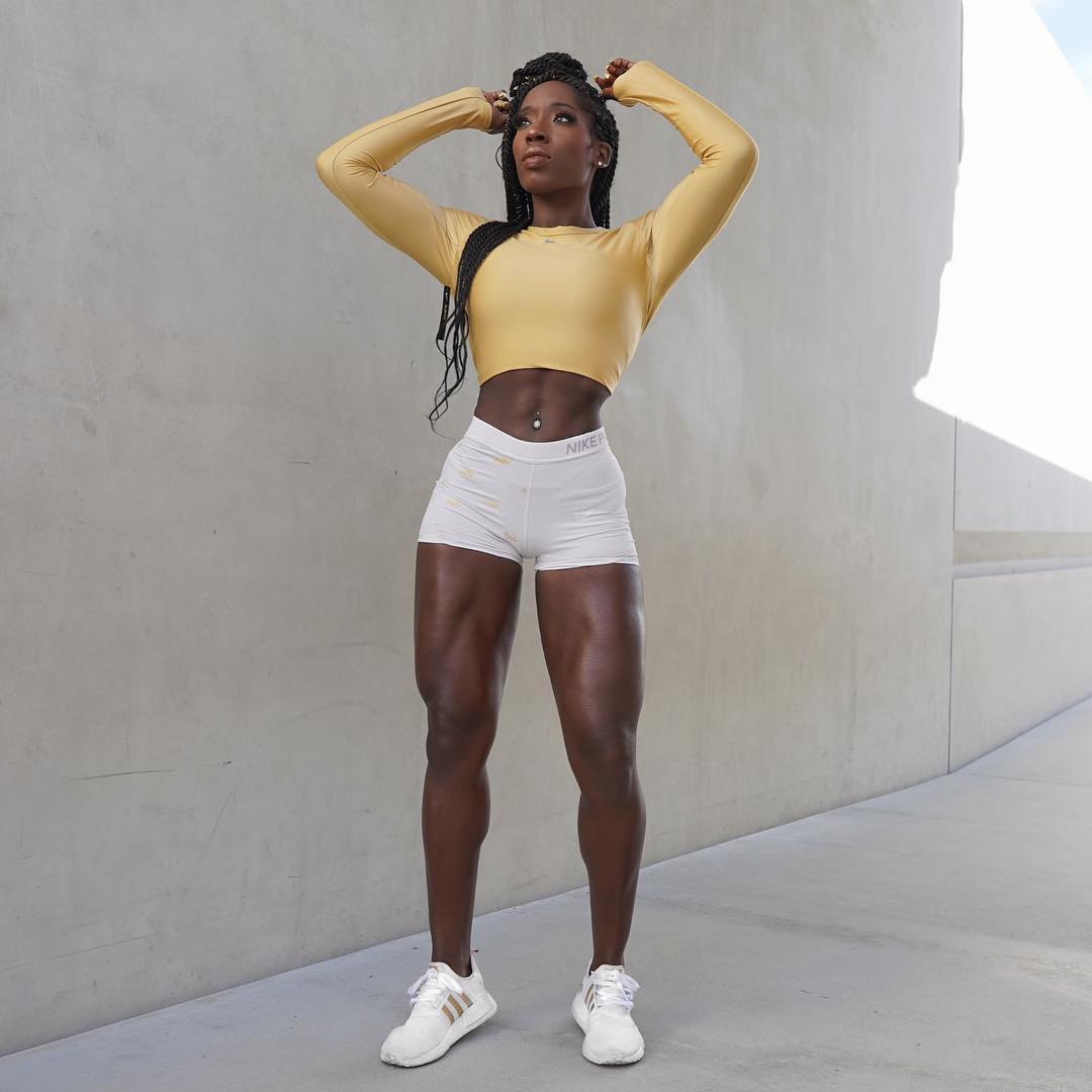 Brittney (brittnebabe)