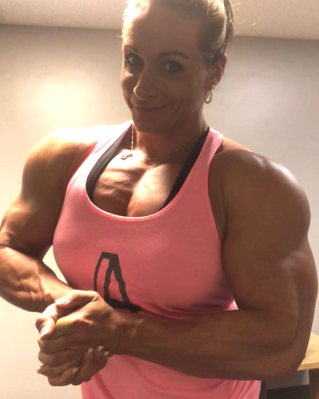Theresa Ivancik | Beautiful Muscle Girls
