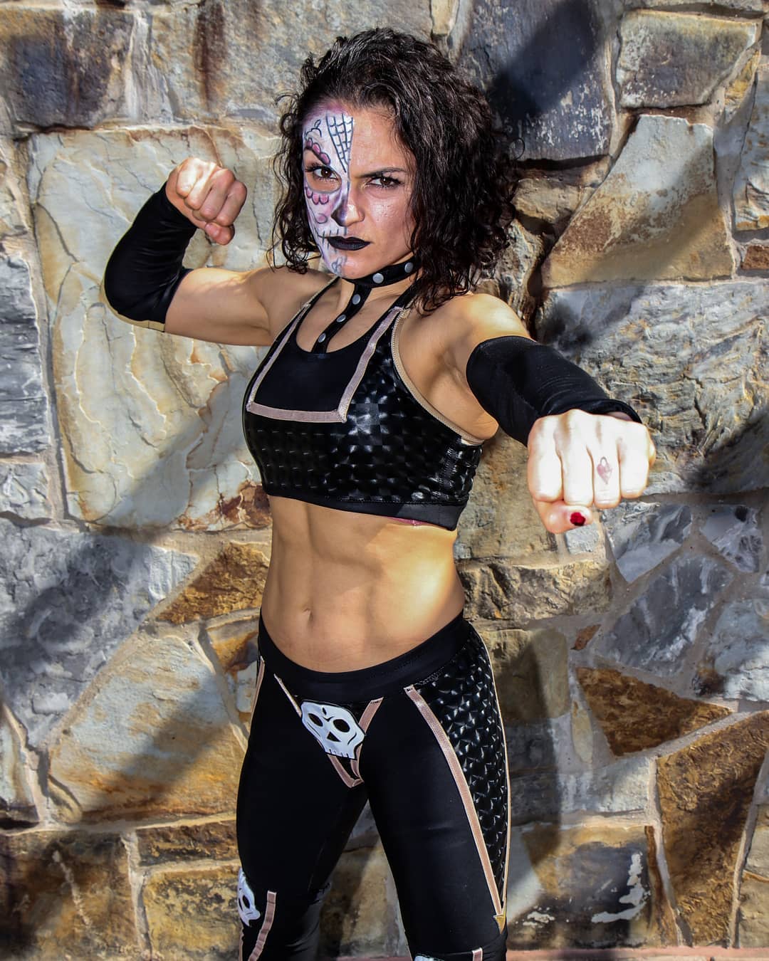 Melissa Cervantes (Thunder Rosa) .