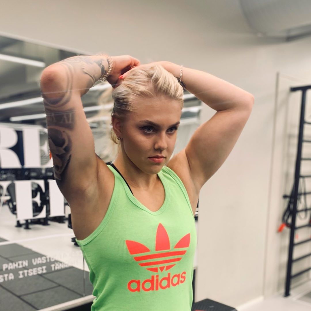 Roosa Valkola roosa-valkola