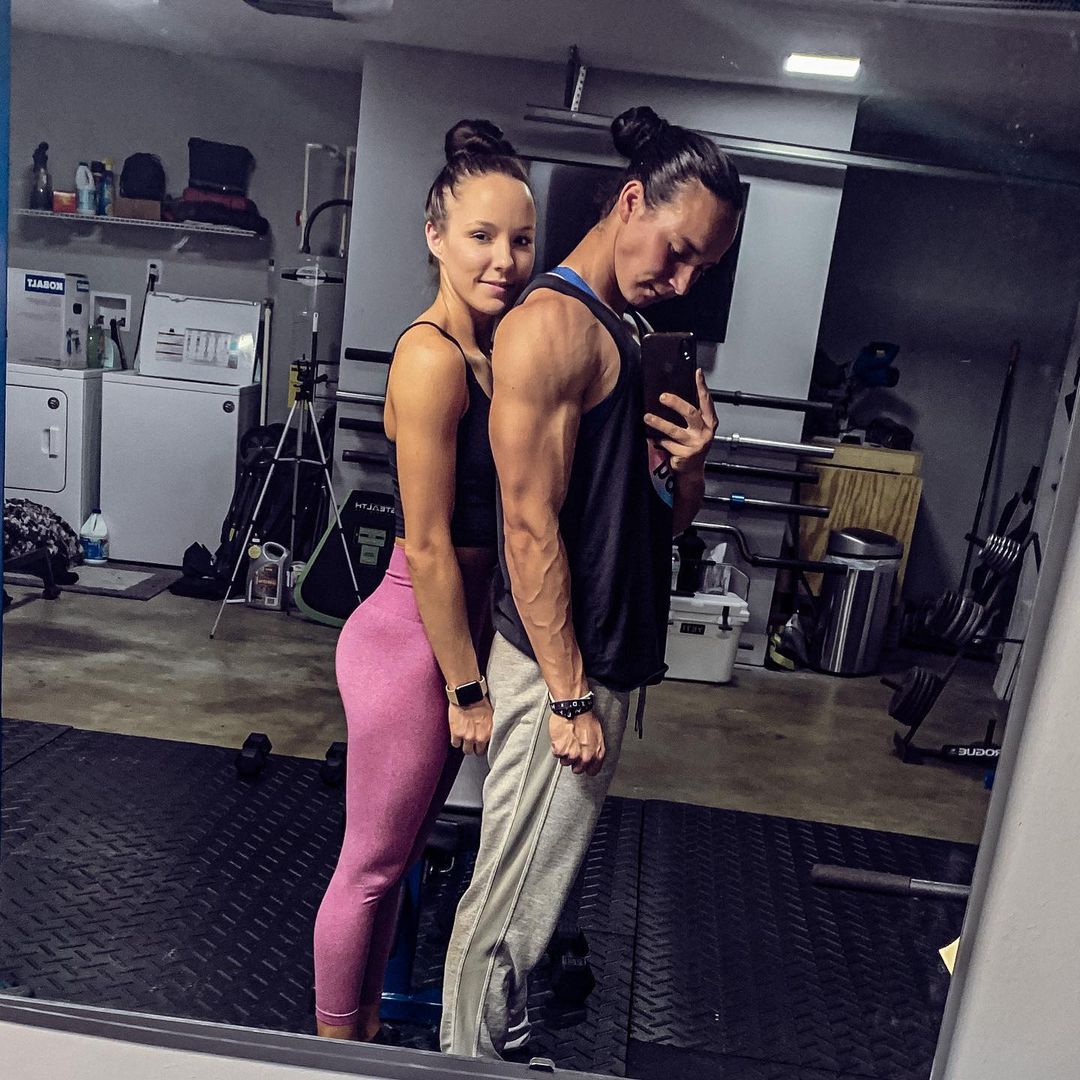 Alexis Stevens, Amyelia Gaudio