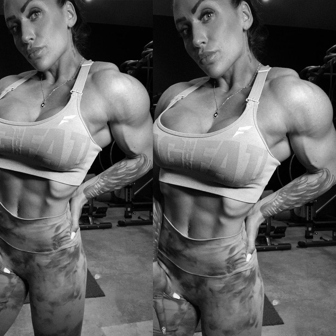 Muscle_bombshell FBB (Female