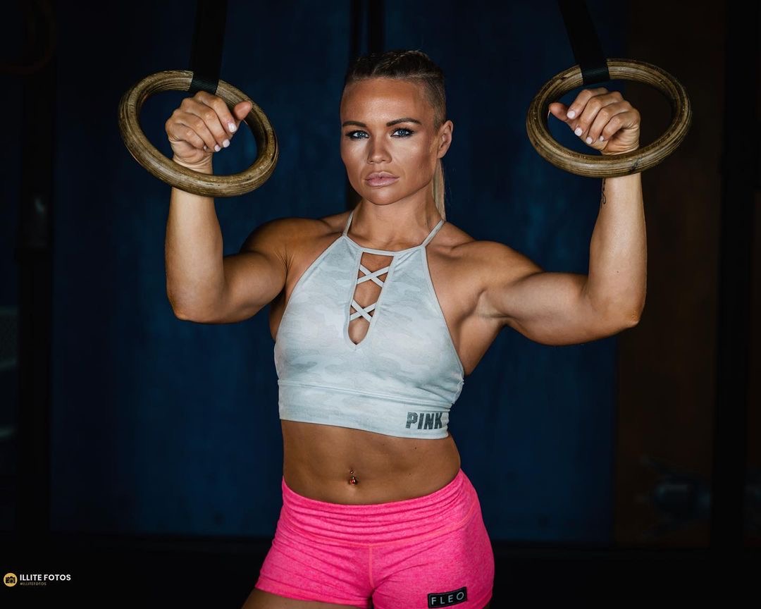 Emily Andzulis (Ivy Nile)