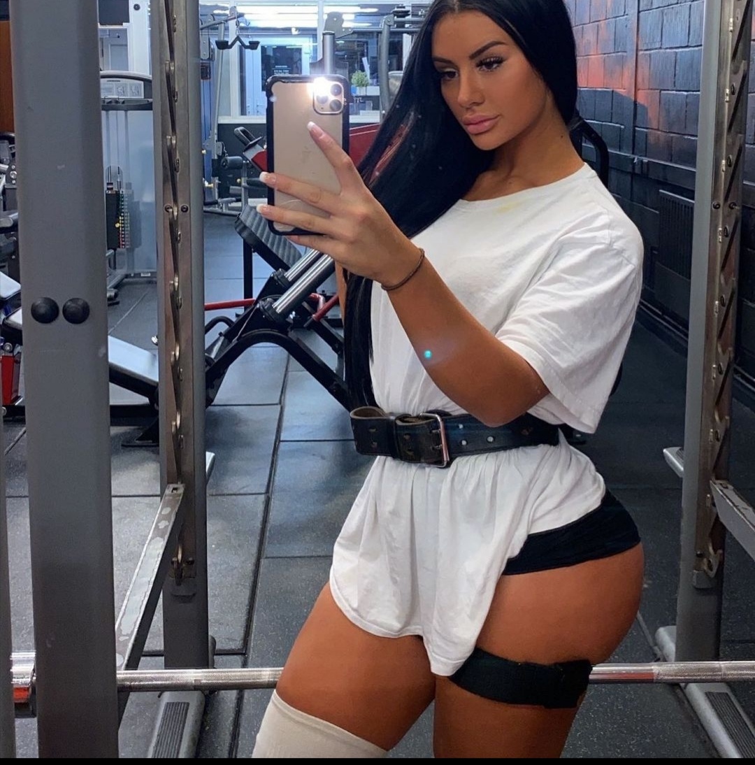 Siany (siannfitness)