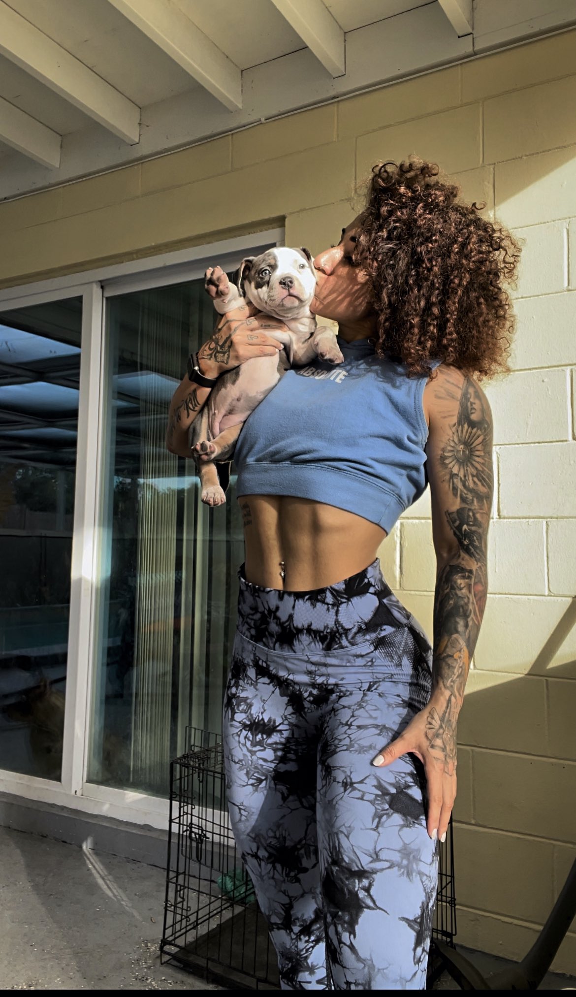 Erika (leonaliftsheavy)