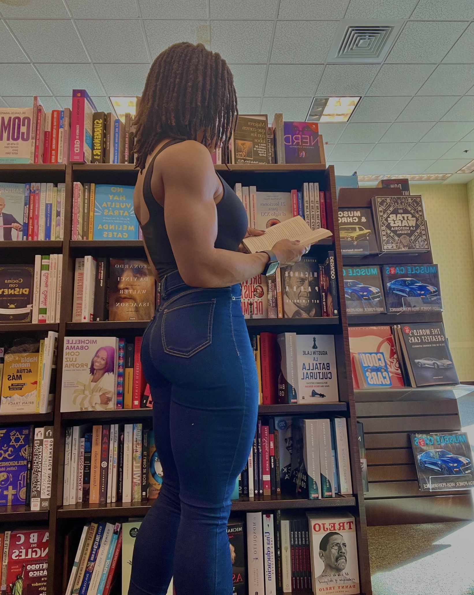 Shakayla (trainwithshakayla)