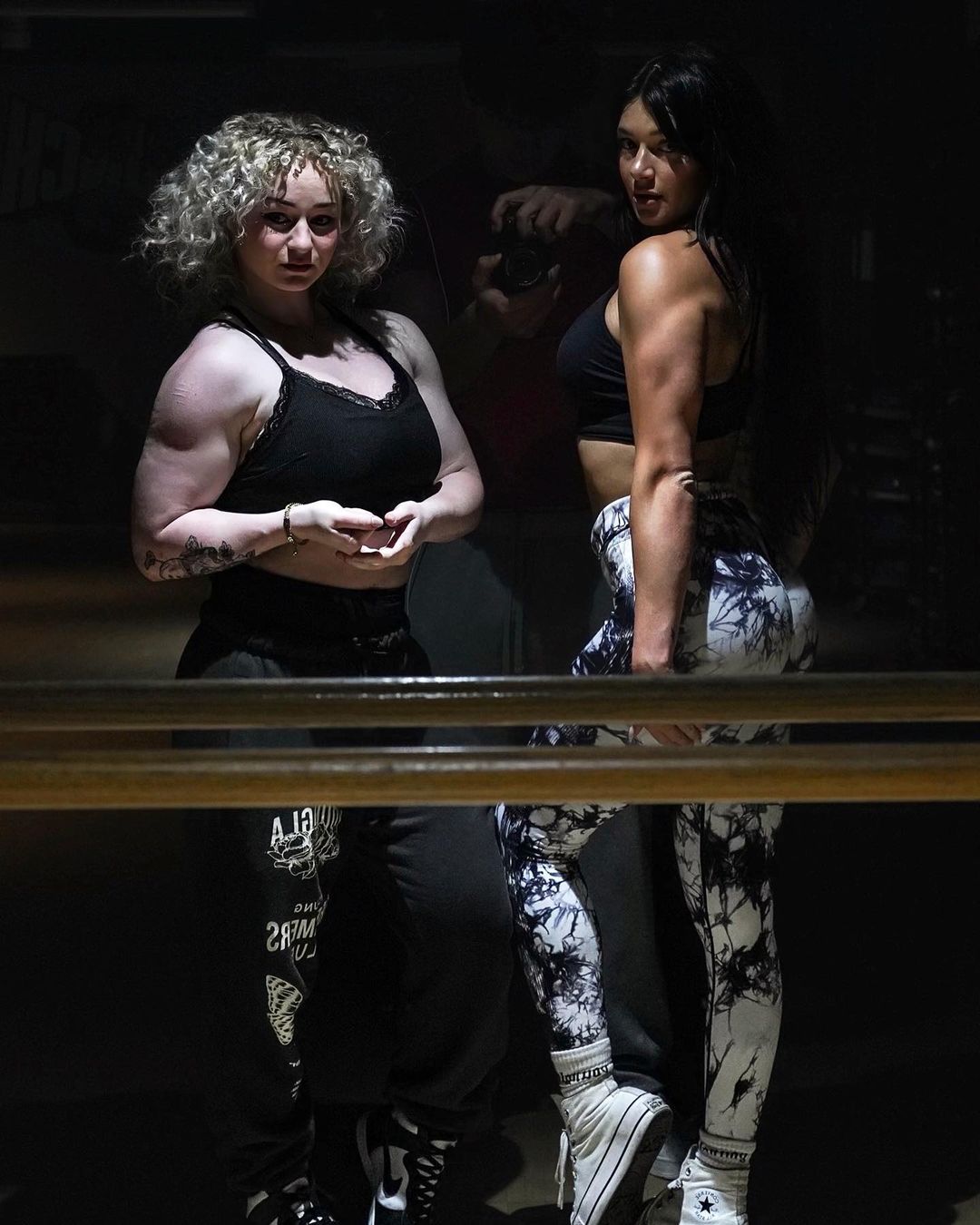 Chloe (chloethehokage)