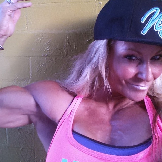 Taylor Smith (aussiemusclebarbie)