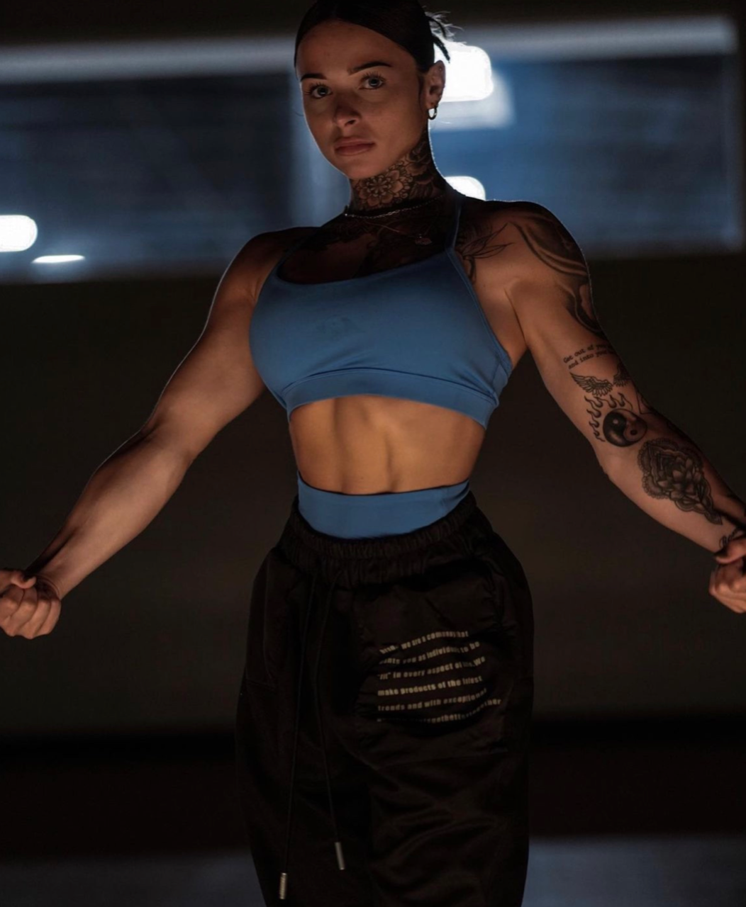 Angel Romero (angelxfit_)