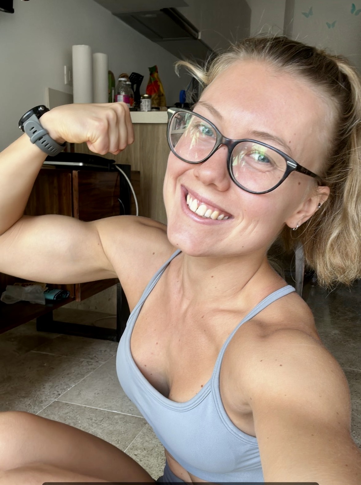 Mona Huygelen (monalita.xo)