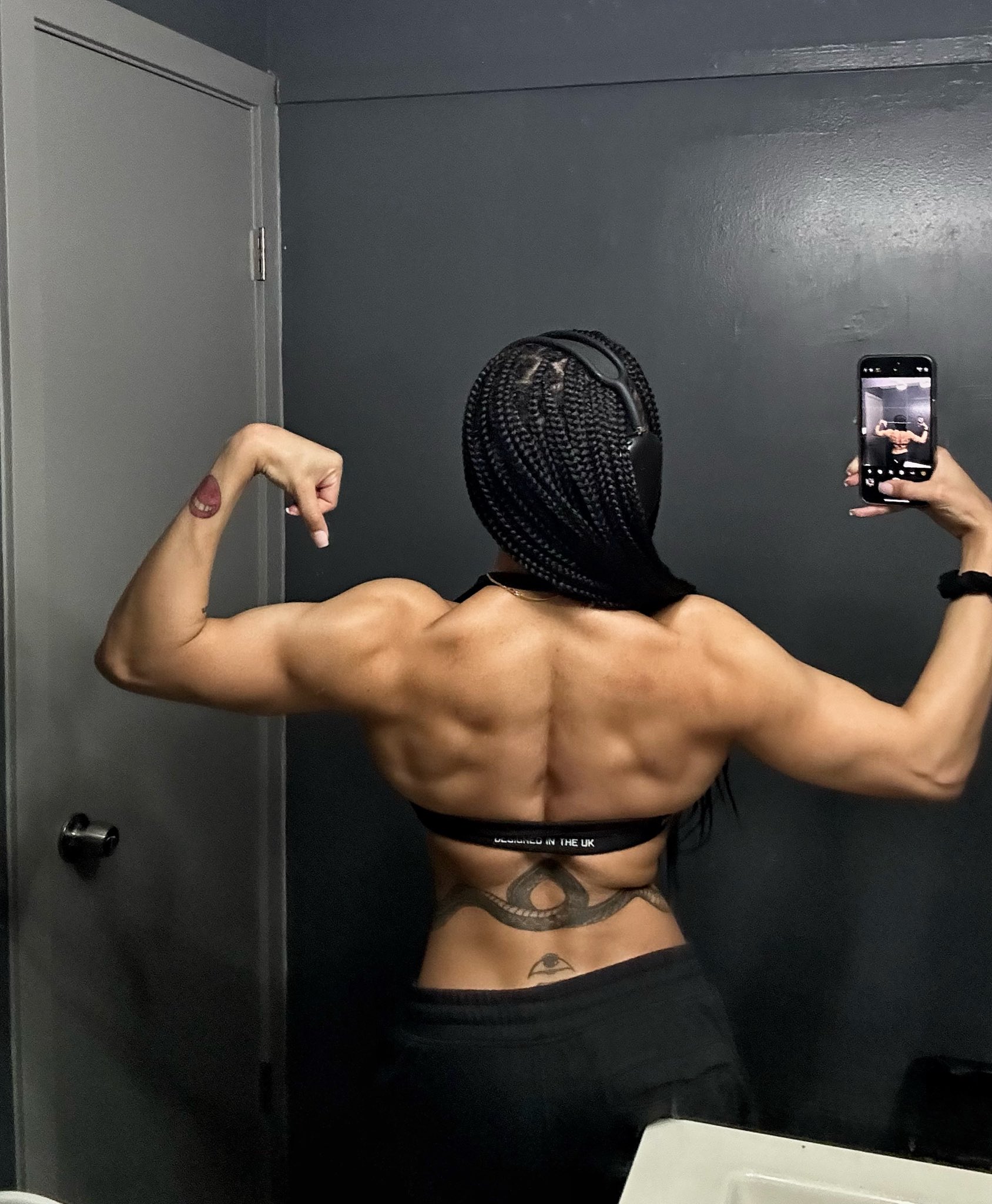 Erin Smigielski (solesndsouls)