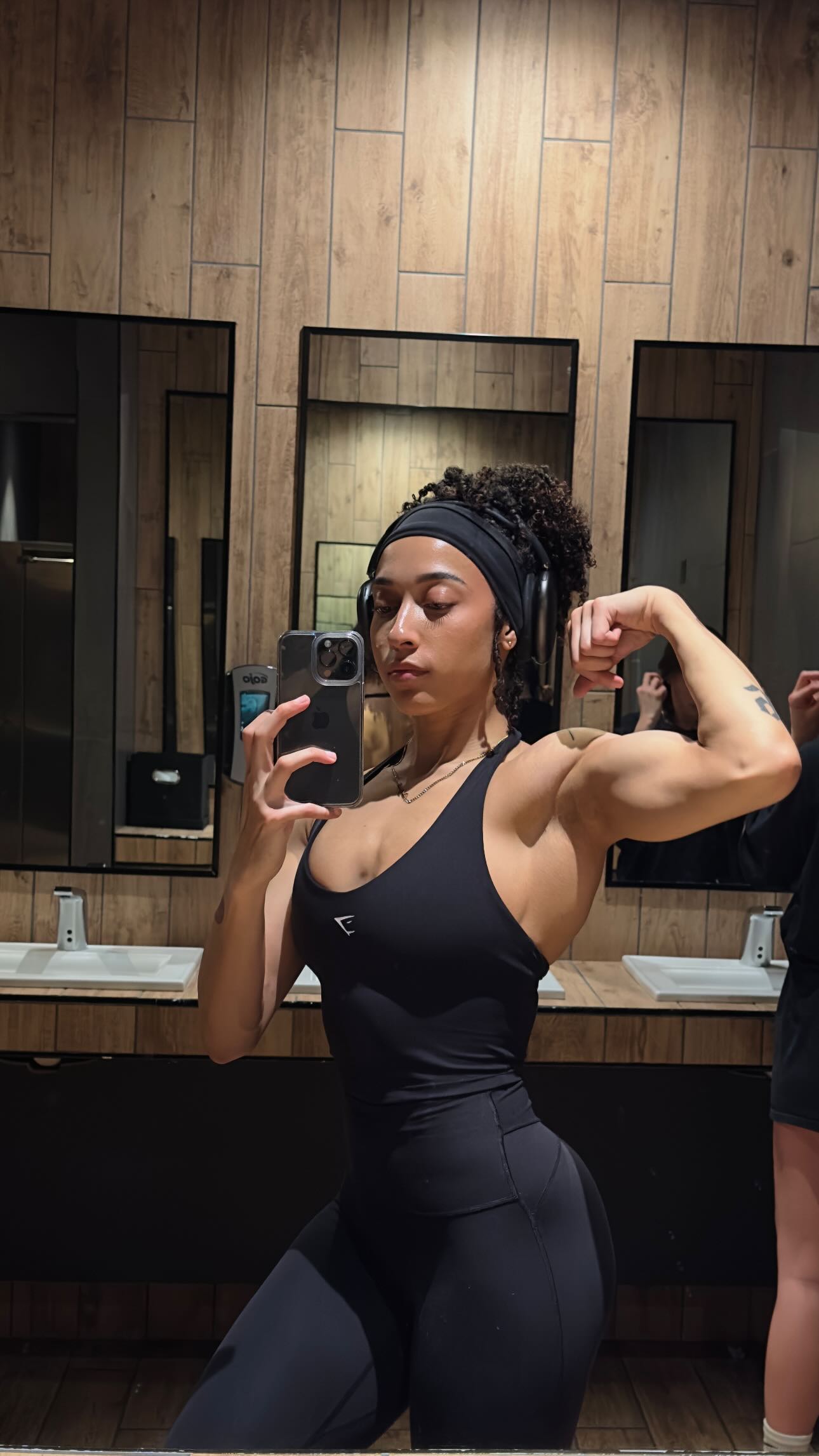 Erin Smigielski (solesndsouls)