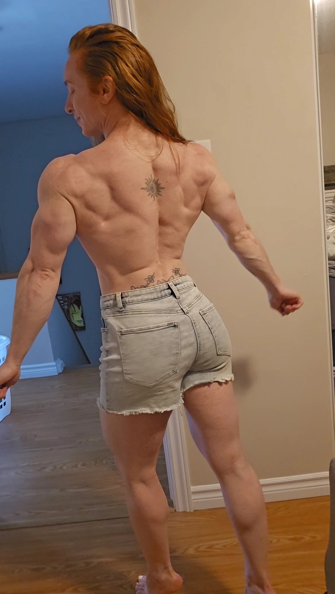 Amber (fit_little_redhead)