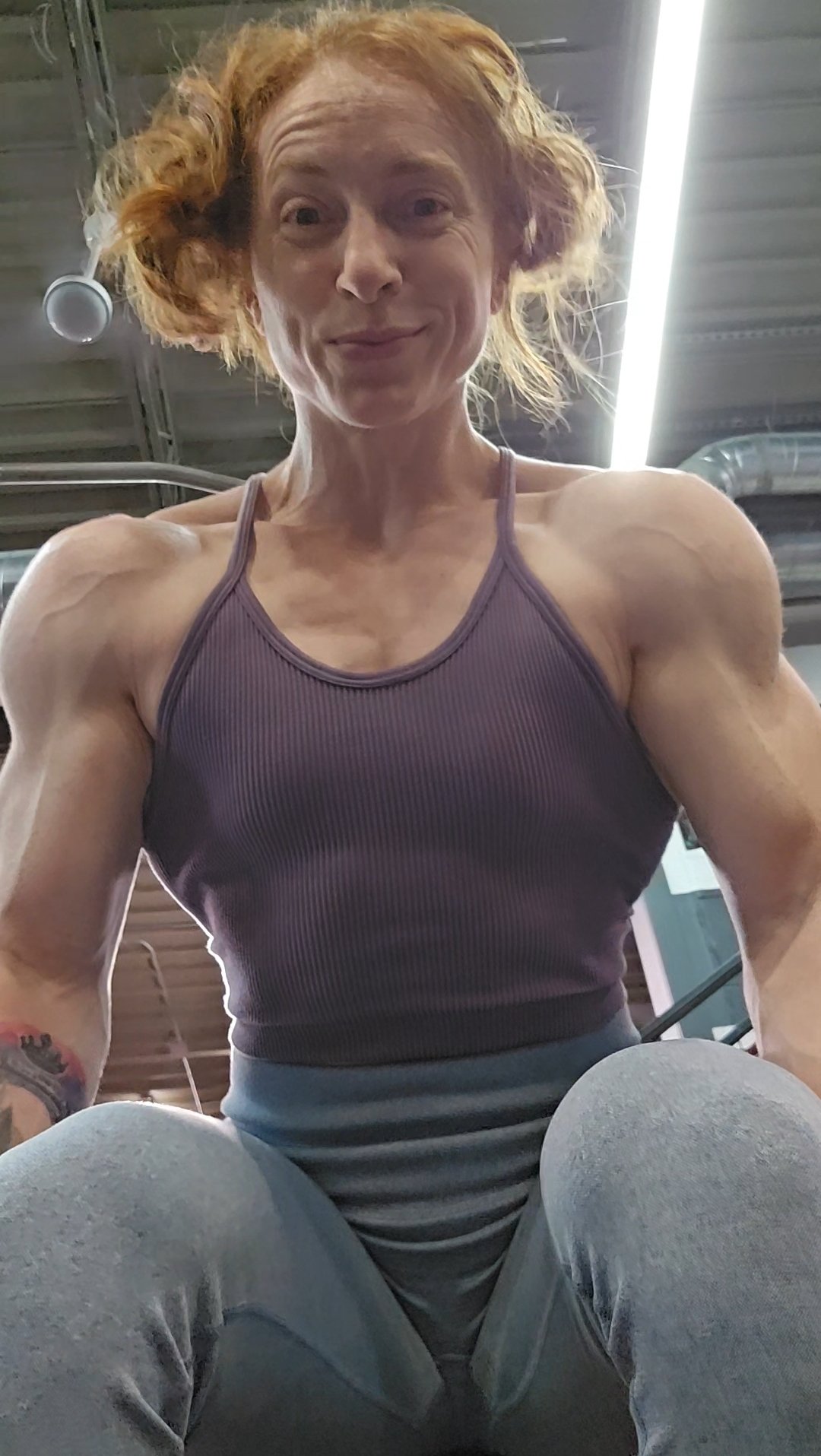 Amber (fit_little_redhead)