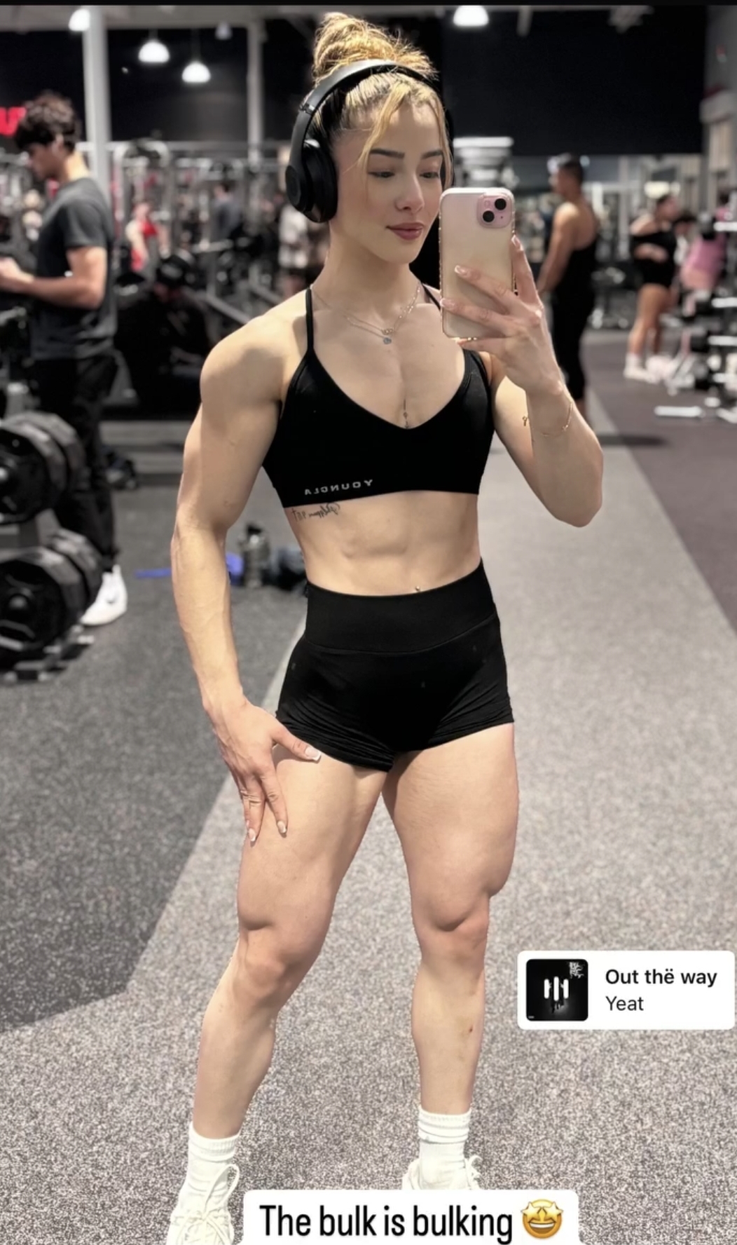 Ruby Rivera (_riverafit)