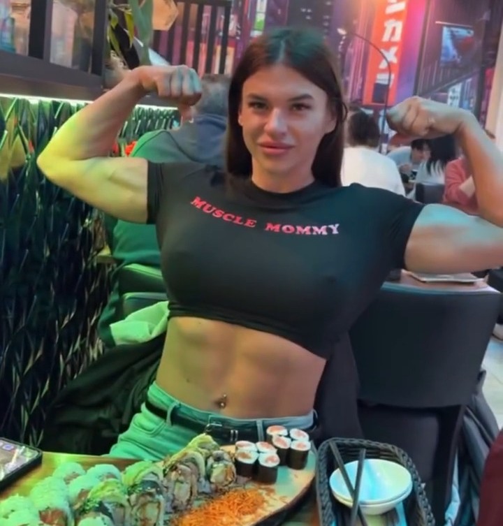 Sarah Slavotinek (sarahxslavo)