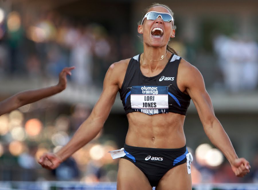 Лори «лоло» джонс. Келси эдвардс. Выставка рисунков на тему мультик лоло. Лоло трек. Лоло трек.