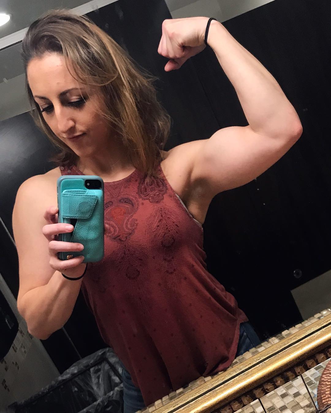 Kendra (kendra__dawn)