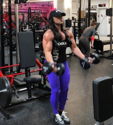 Nikki Hanshaw