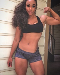 Jazmond (jazmondmonique)