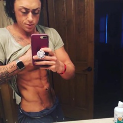 Pictures of Janelle Zielinski