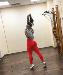 Pictures of Daria Shuer