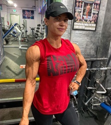 Pictures of renee jewett