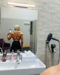 women with very thick backs?