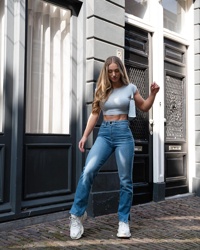 Pictures of Guusje Van Geel