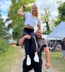 Pictures of Lea Schreiner