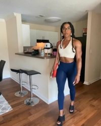 Pictures of Kiara Phillips