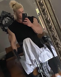 Pictures of Julia Fory