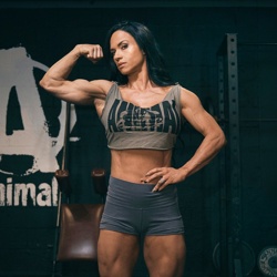 Pictures of renee jewett