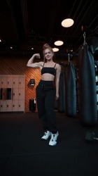 Pictures of Sophie van Oostenbrugge (gainsbybrains)