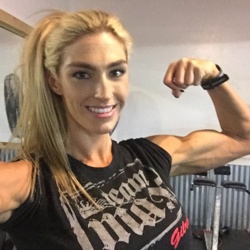 Kelly Lauren