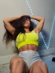 Pictures of Carolyne Marquez