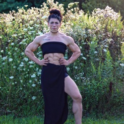 Pictures of Shannon Seeley