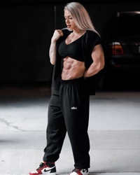 Pictures of Samantha Jerring