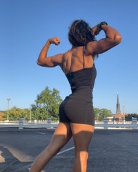 Pictures of Courtney Crawley