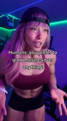 Pictures of Carolyne Marquez