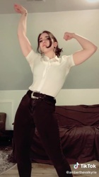 Pictures of Amber (amberthevalkyrie)