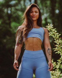 Pictures of Denisa Tran Vanová