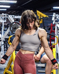 Jessica Piccoli (jessicalikesmilk)