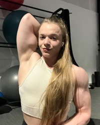 Pictures of Sarah Crail