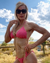 Pictures of Lesley Maxwell