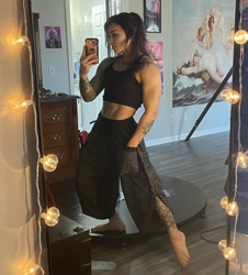 Pictures of Cleo Mercury