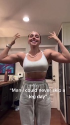 Natalie Suarez (thebuffblond)