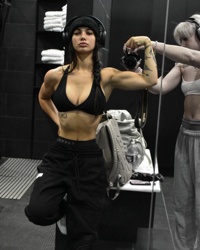 Pictures of Carly Joy (Killjoy)