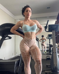Pictures of Luiza Mota